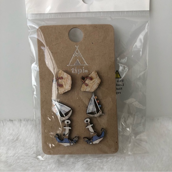 Tipi Beach Wooden Earring Set, NWOT - Picture 1 of 2
